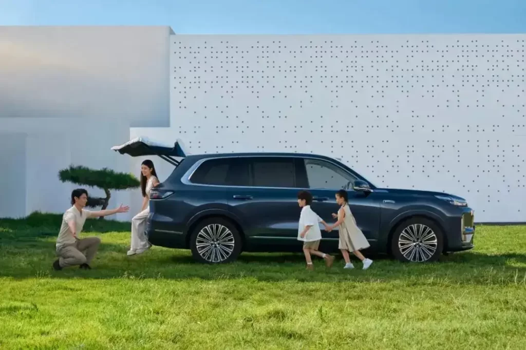 geely galaxy m9