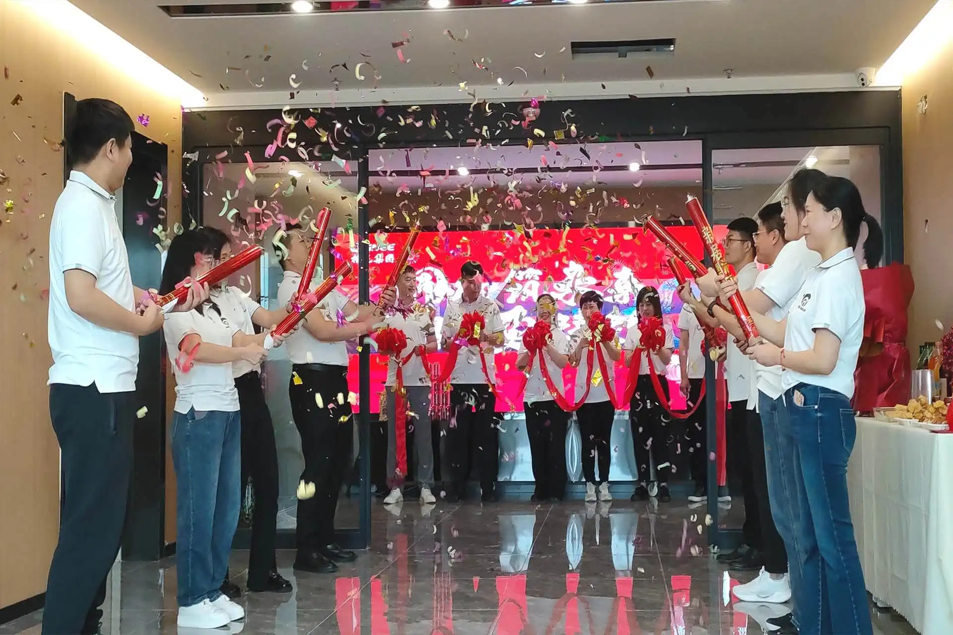 GNEE Group Held a Grand 4.28 Housewarming Party image