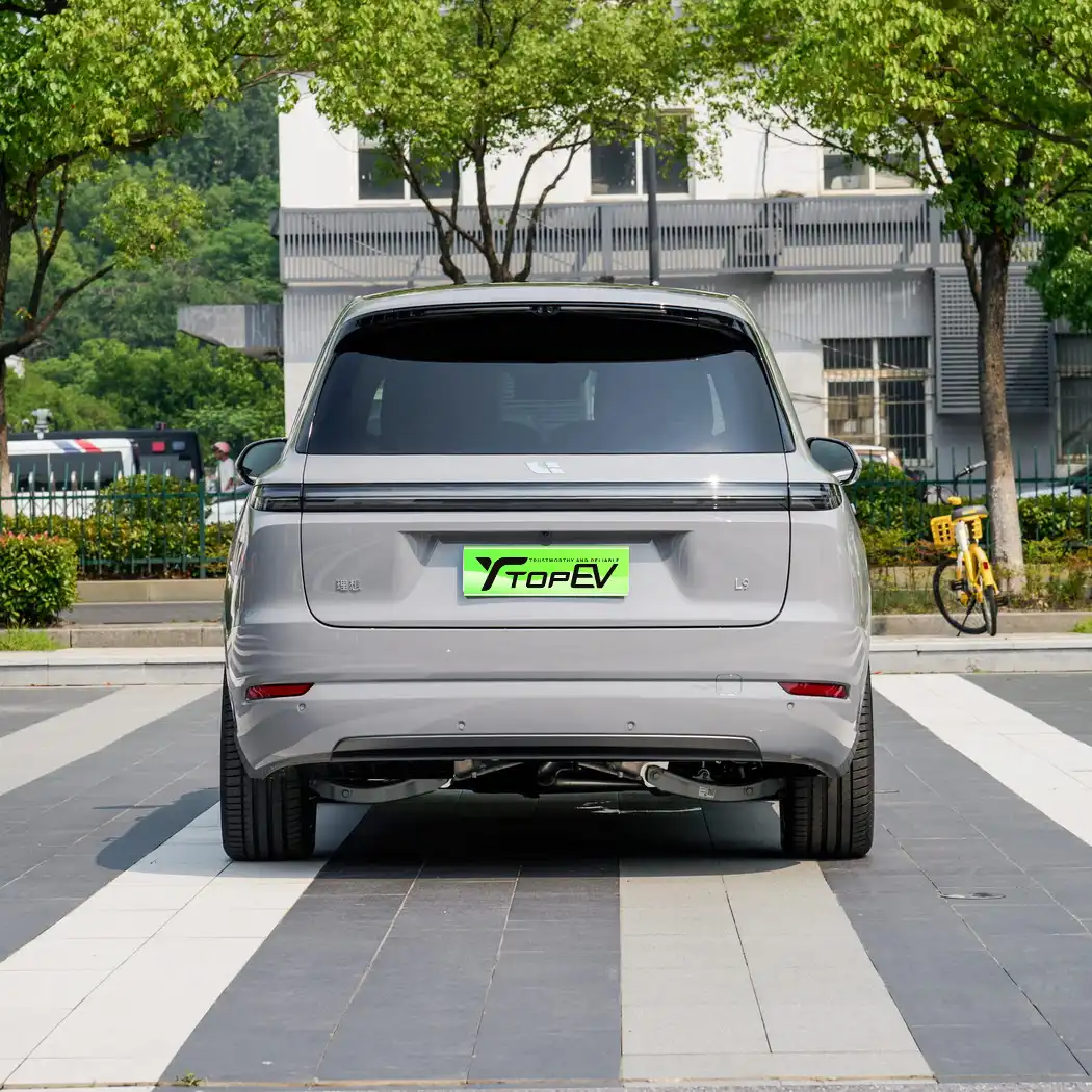 Li L9 Large SUV cars image 5