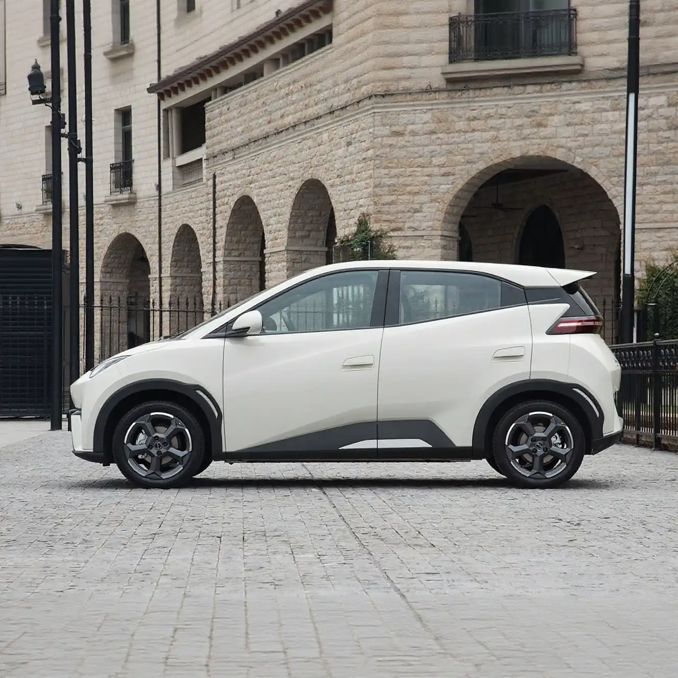 2025 BYD Seagull EV image 2