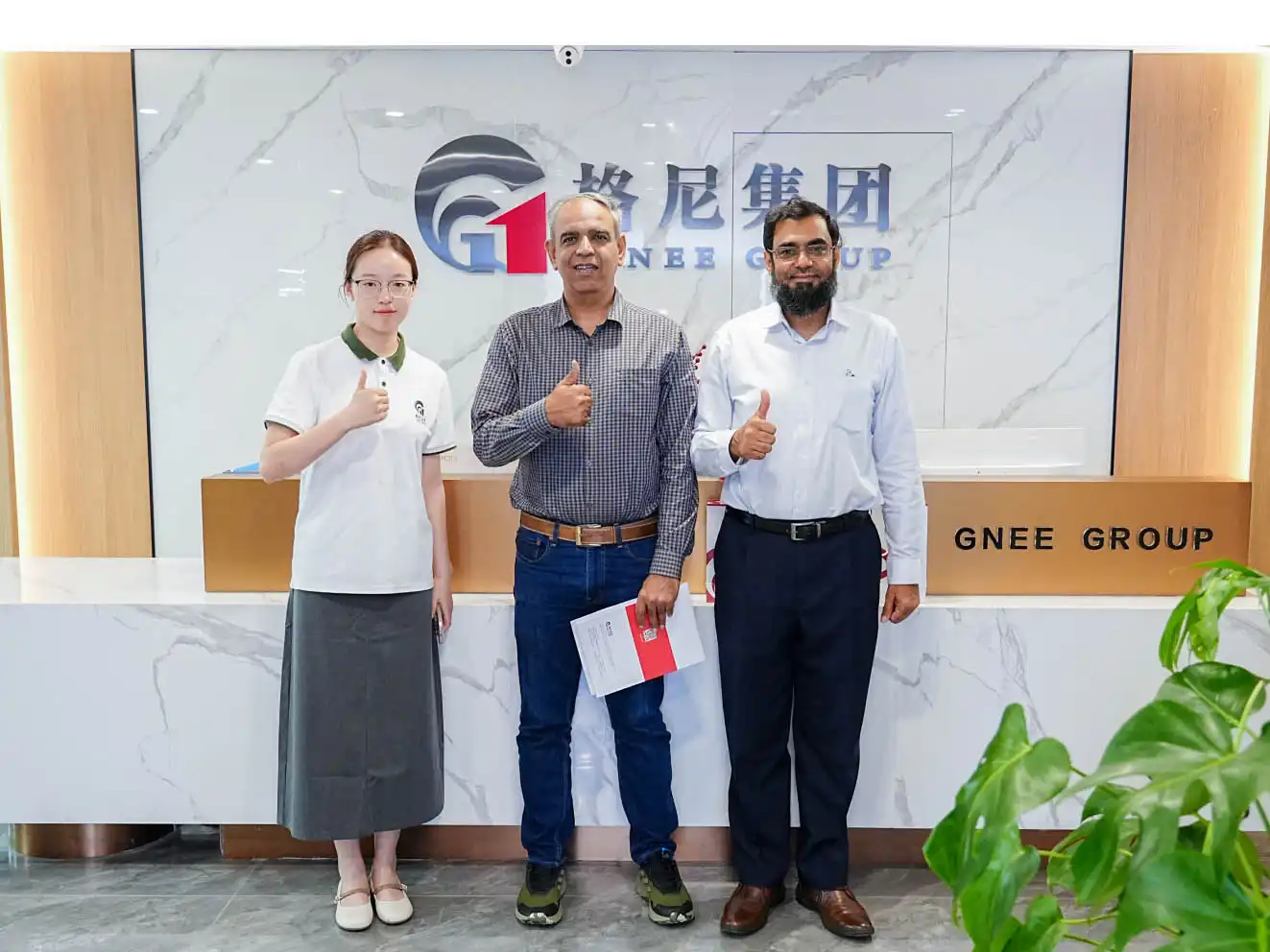 Pakistani regular customers visit Gnee Group to discuss development image