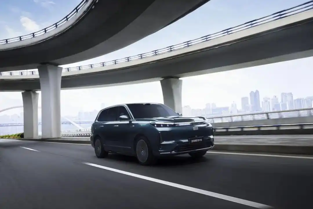 Geely Galaxy M9 Debuts from 193,800 Yuan, Fully Loaded with Flagship Features image