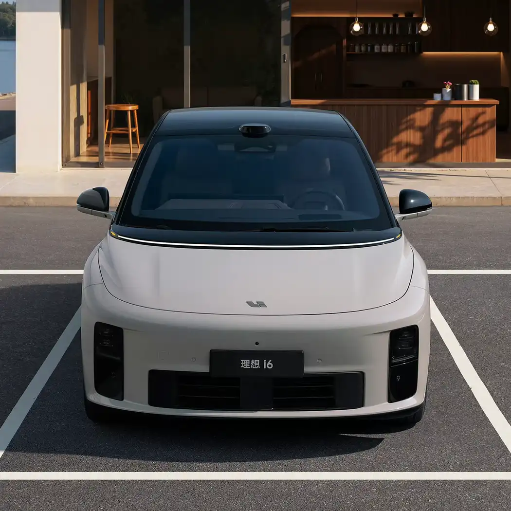 Li Auto i6 All-Electric SUV image 2