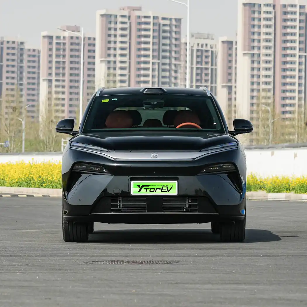 2025 BYD Tang L DM/EV image 2