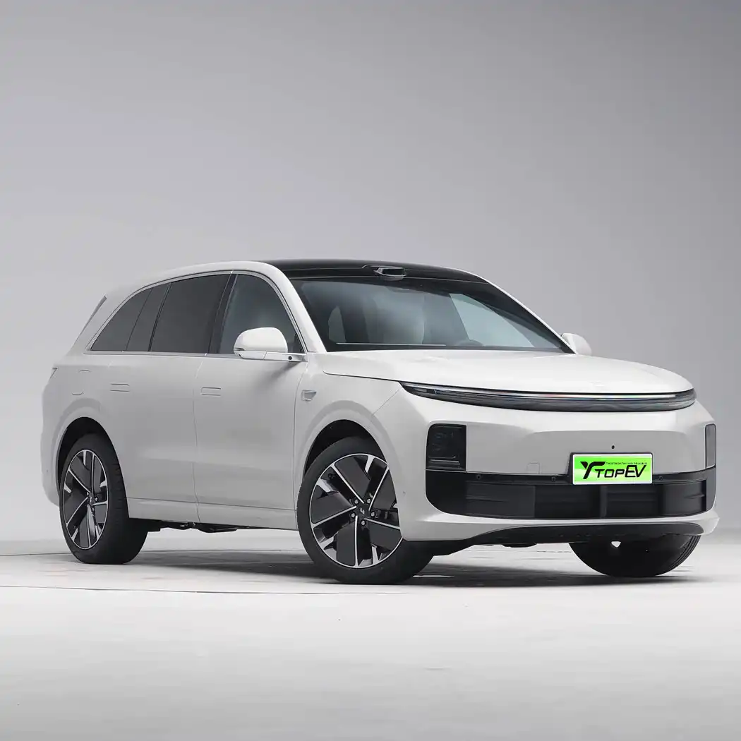 2025 Li Auto L6 SUV image
