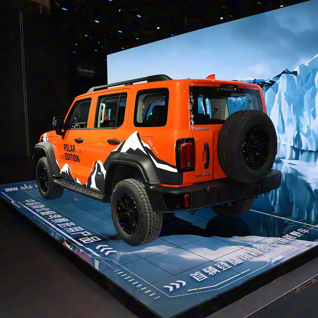 New Tank 300 HEV 2025 image 4