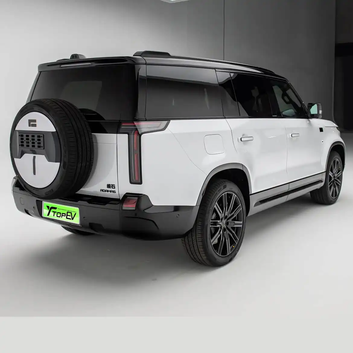 2026 ROX ADAMAS LuXury SUV image 3