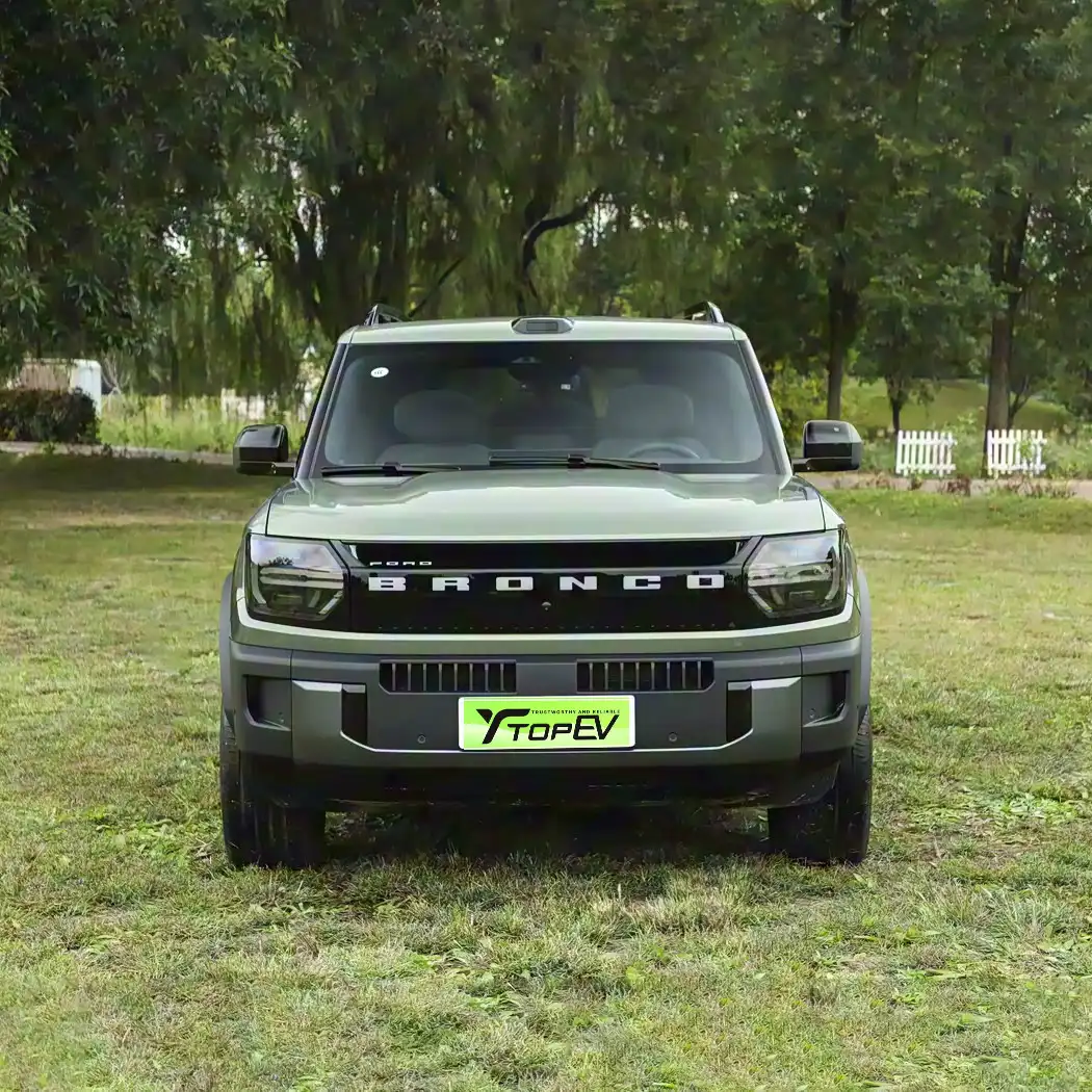 2026 Ford Bronco SUV image 2